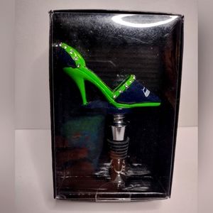 Seattle Seahawks  Wine Stopper And Charms NFL With Box.